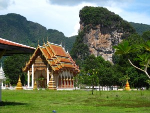 A Wat in Phang Nga (and some impressive hills behind)